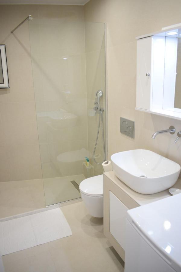 Parthenon Retreat Apartment Athena Bagian luar foto