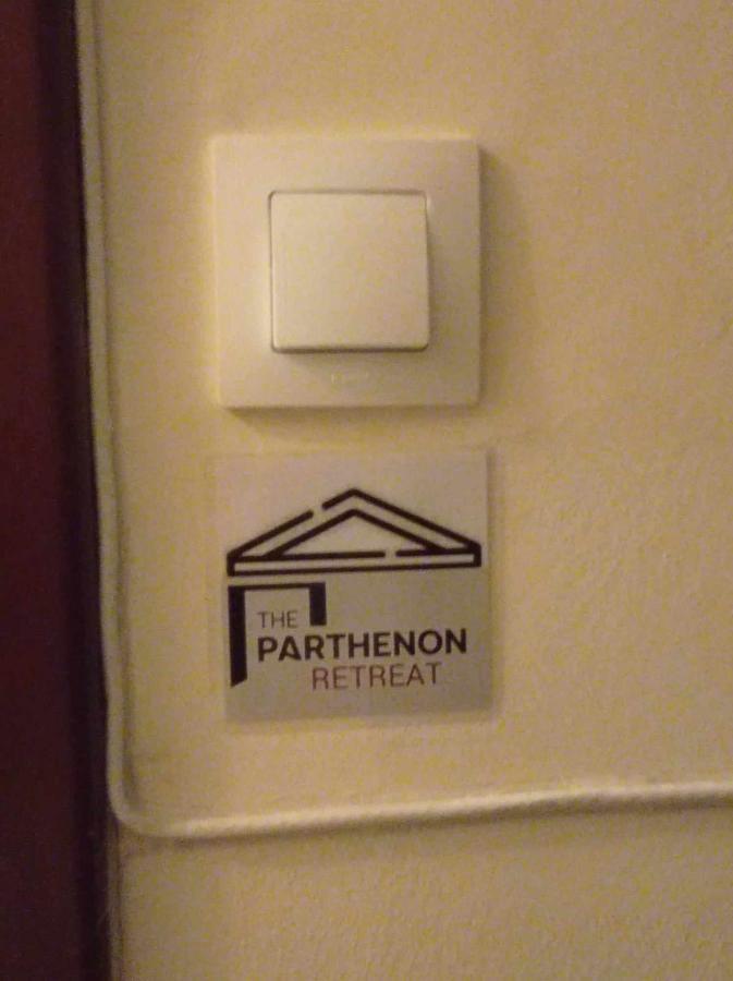 Parthenon Retreat Apartment Athena Bagian luar foto
