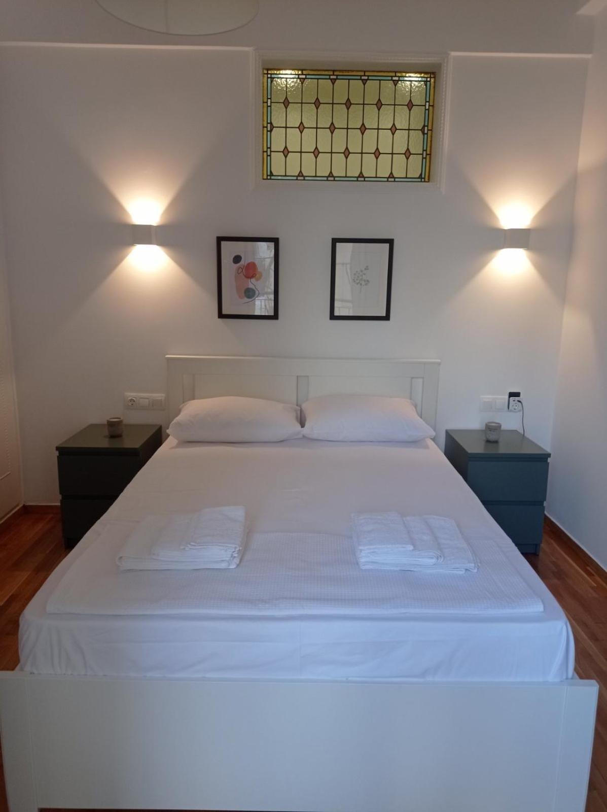 Parthenon Retreat Apartment Athena Bagian luar foto