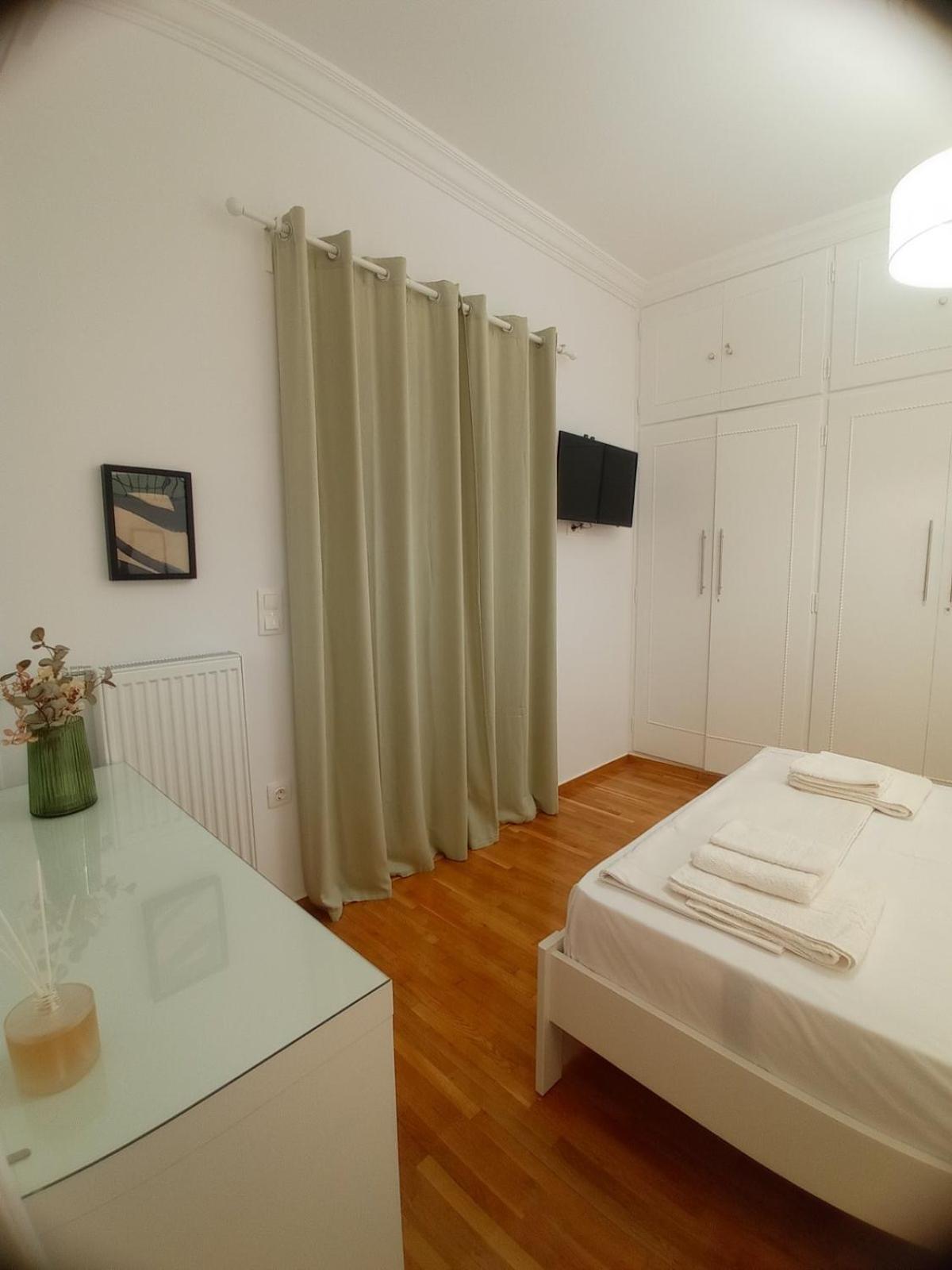 Parthenon Retreat Apartment Athena Bagian luar foto