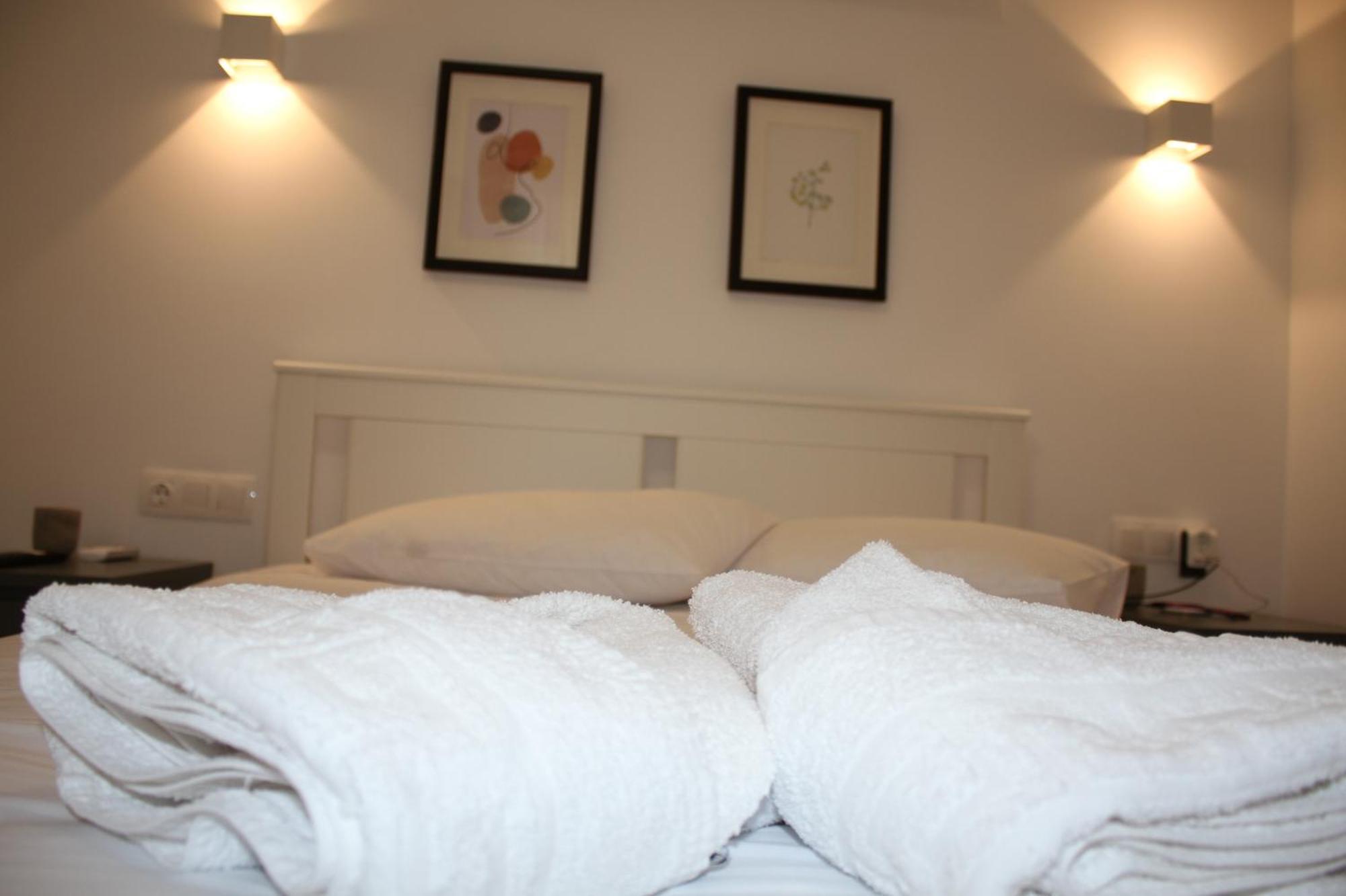 Parthenon Retreat Apartment Athena Bagian luar foto